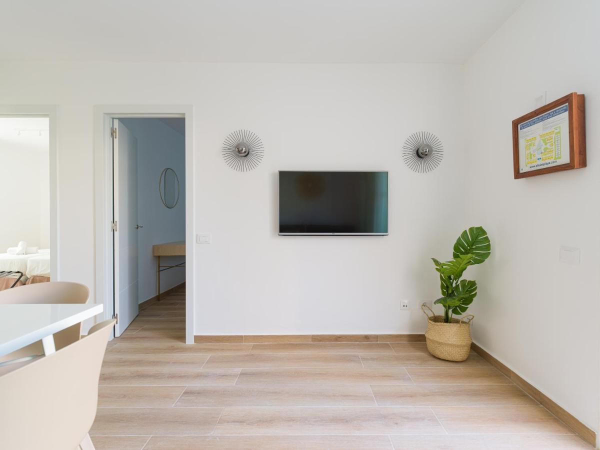Homeforguest Moderno Apartamento Con Piscina En Коральео Экстерьер фото